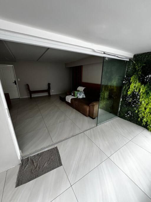 Lindo E Amplo Apto 3 Qts Na Ponta Apartamento *